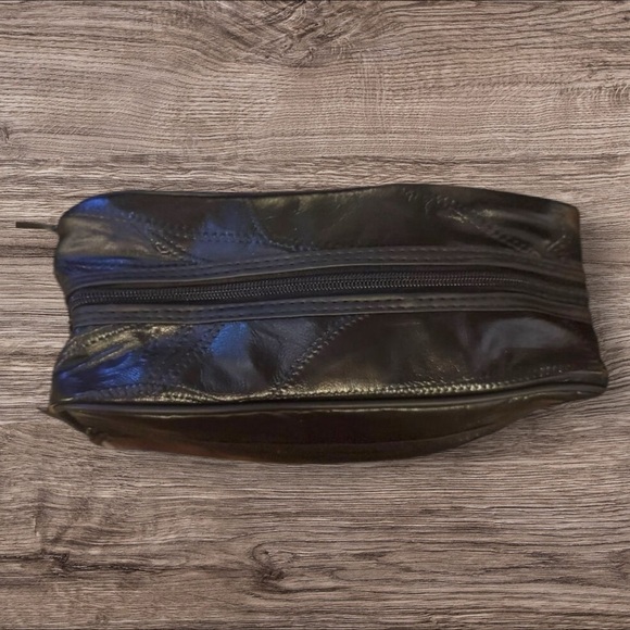 Leather Travel Toiletry Bag by Embassy - Picture 2 of 2